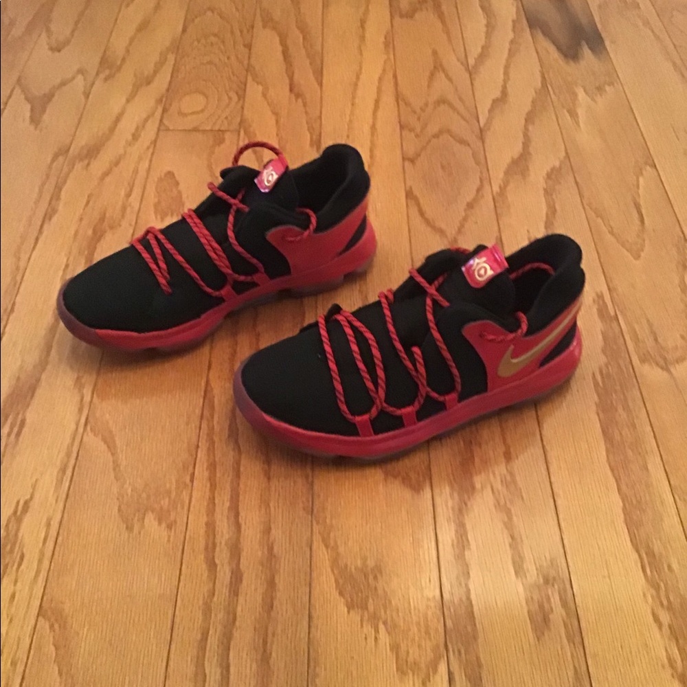 Boys KD 10 black/red